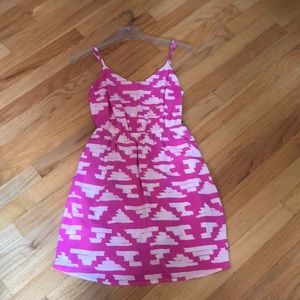 Pink and white geometric dress
